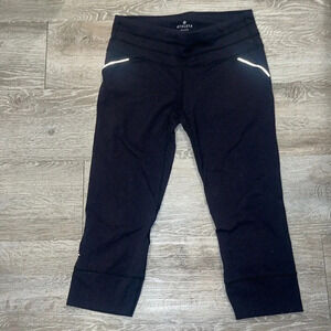 Athleta black capri workout pants with adjustable waist size small